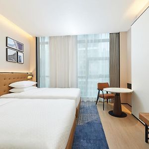 Premium Twin Room